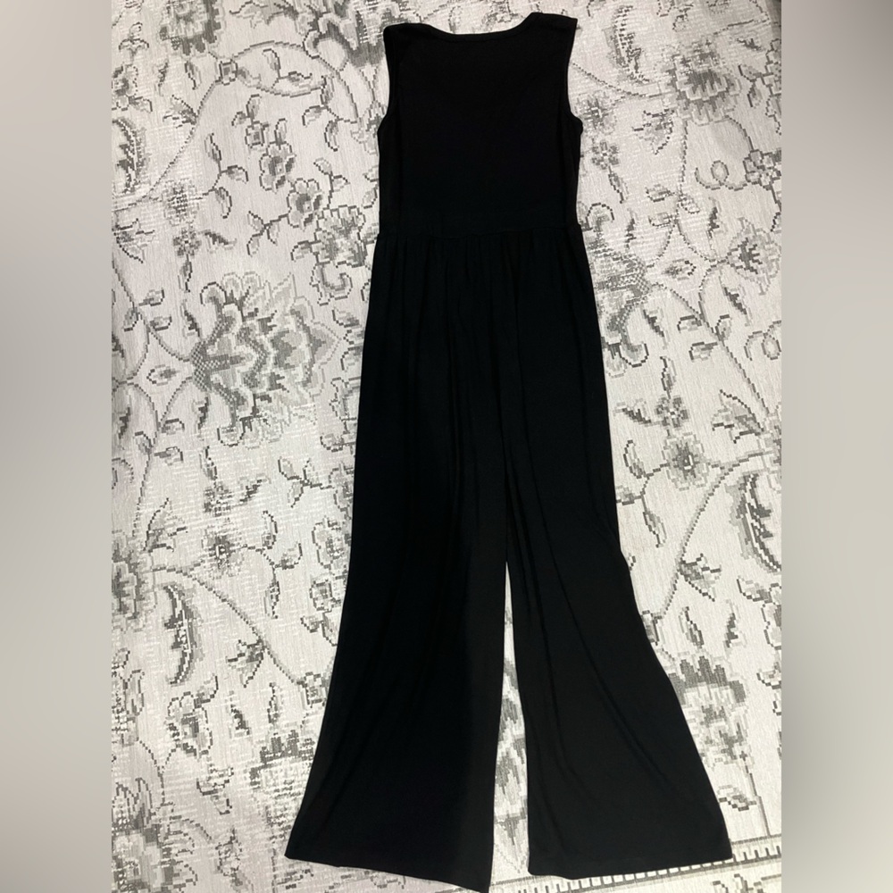 Black Sleeveless Jumpsuit
